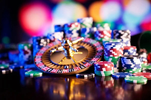 alexsistoto background